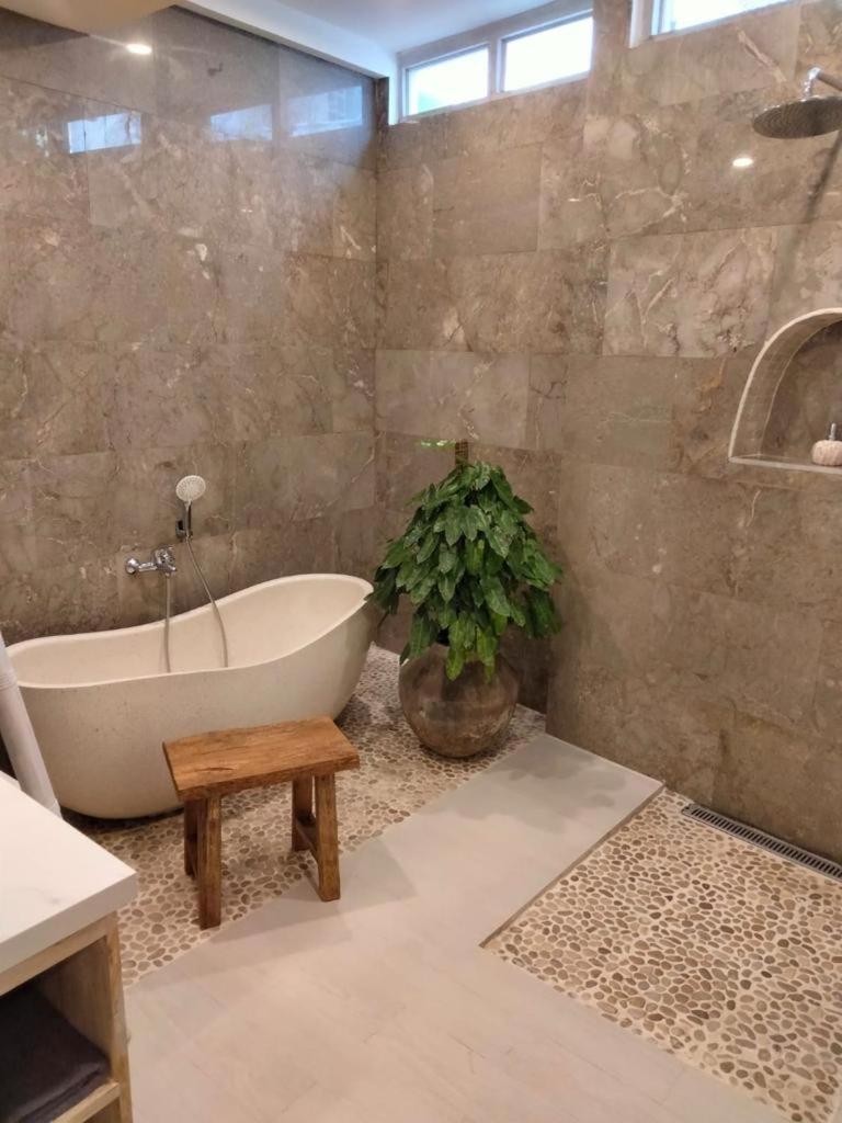 Puspa Ayu Villas & Apartments Kuta Lombok Zewnętrze zdjęcie